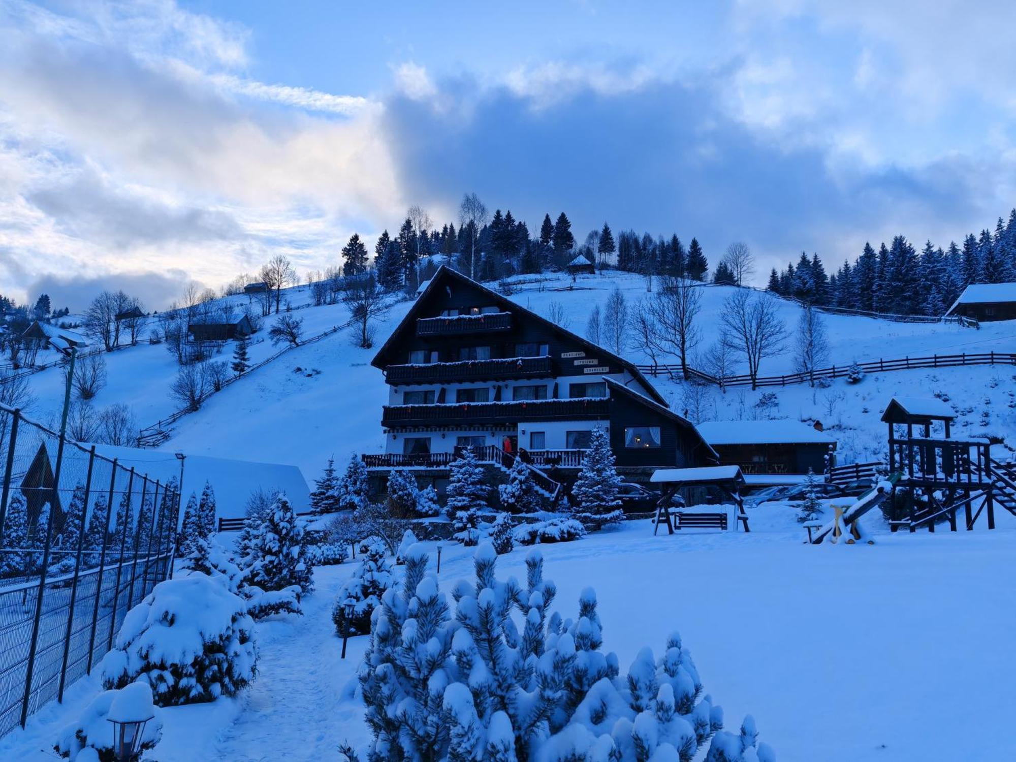 Bed and Breakfast Poiana Soarelui Moeciu De Sus Exterior foto